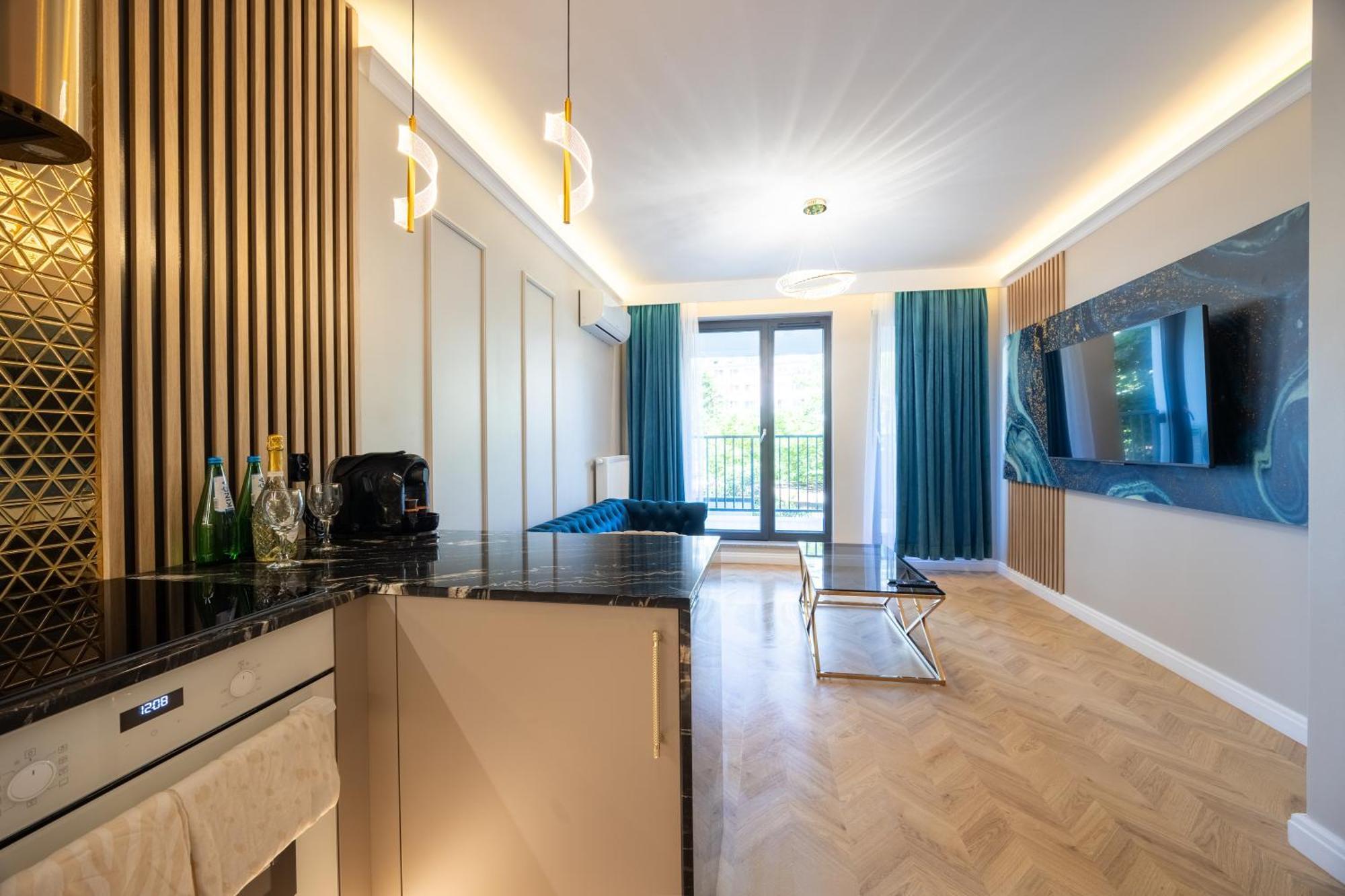 שצ'צ'ין Golden Park Aparthotel מראה חיצוני תמונה