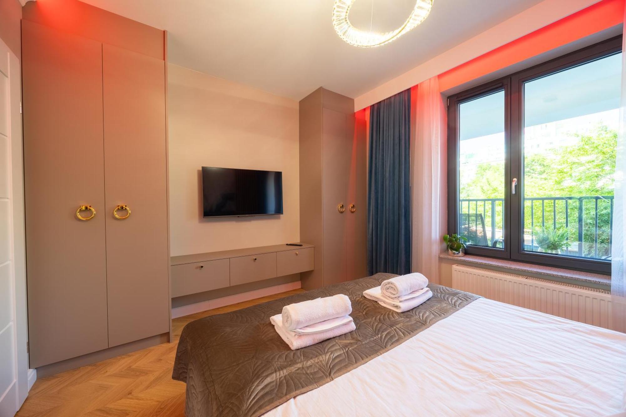 שצ'צ'ין Golden Park Aparthotel מראה חיצוני תמונה