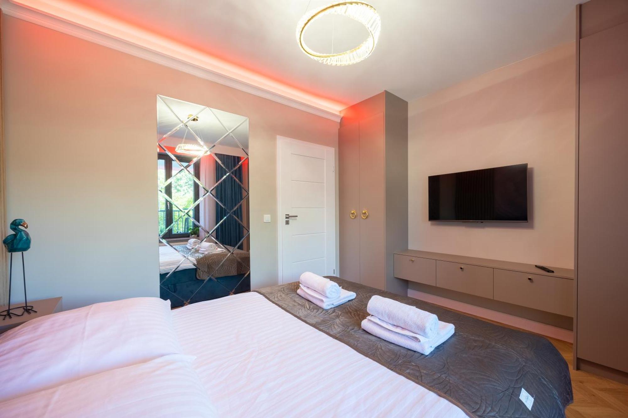 שצ'צ'ין Golden Park Aparthotel מראה חיצוני תמונה