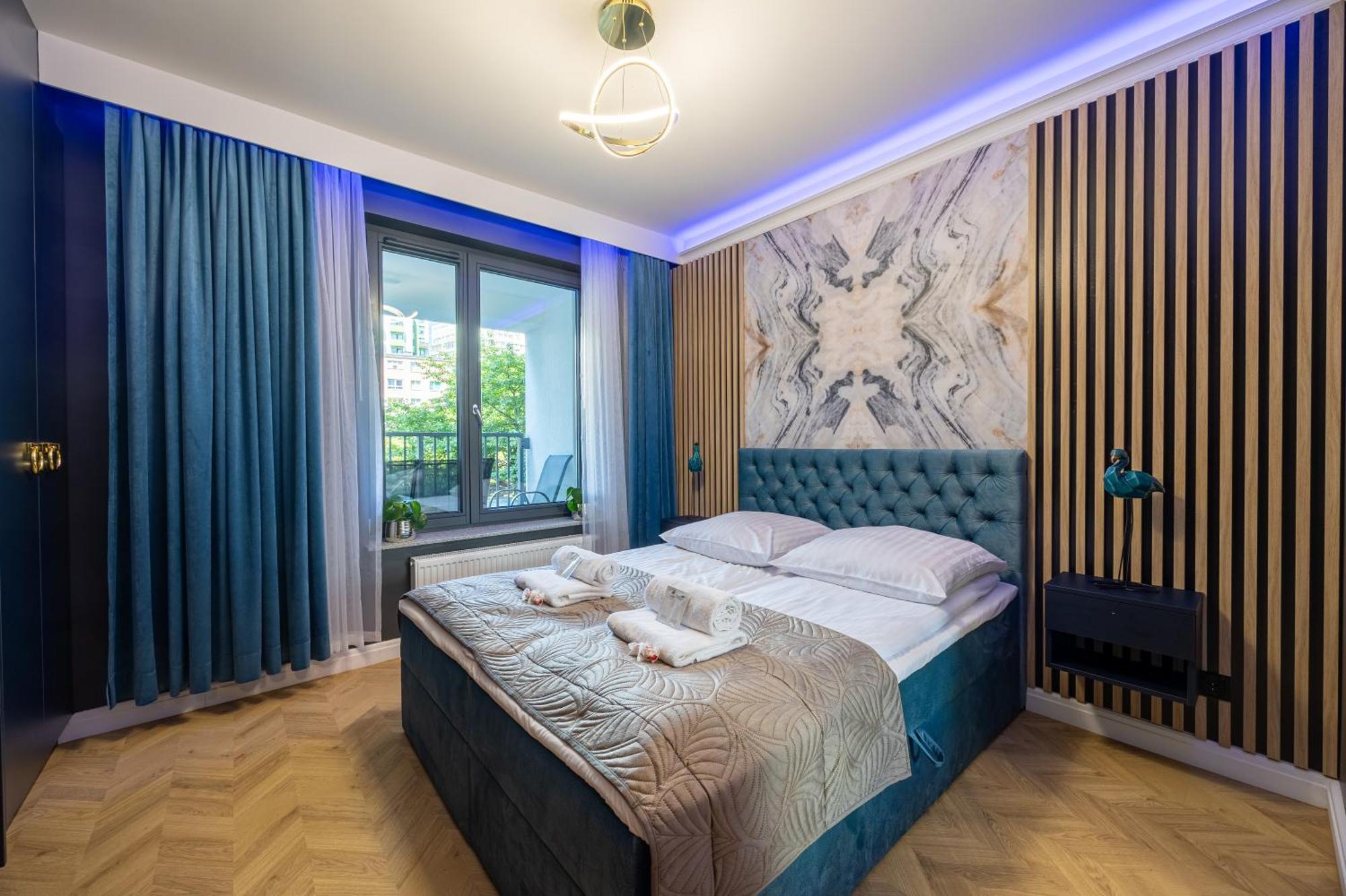 שצ'צ'ין Golden Park Aparthotel מראה חיצוני תמונה