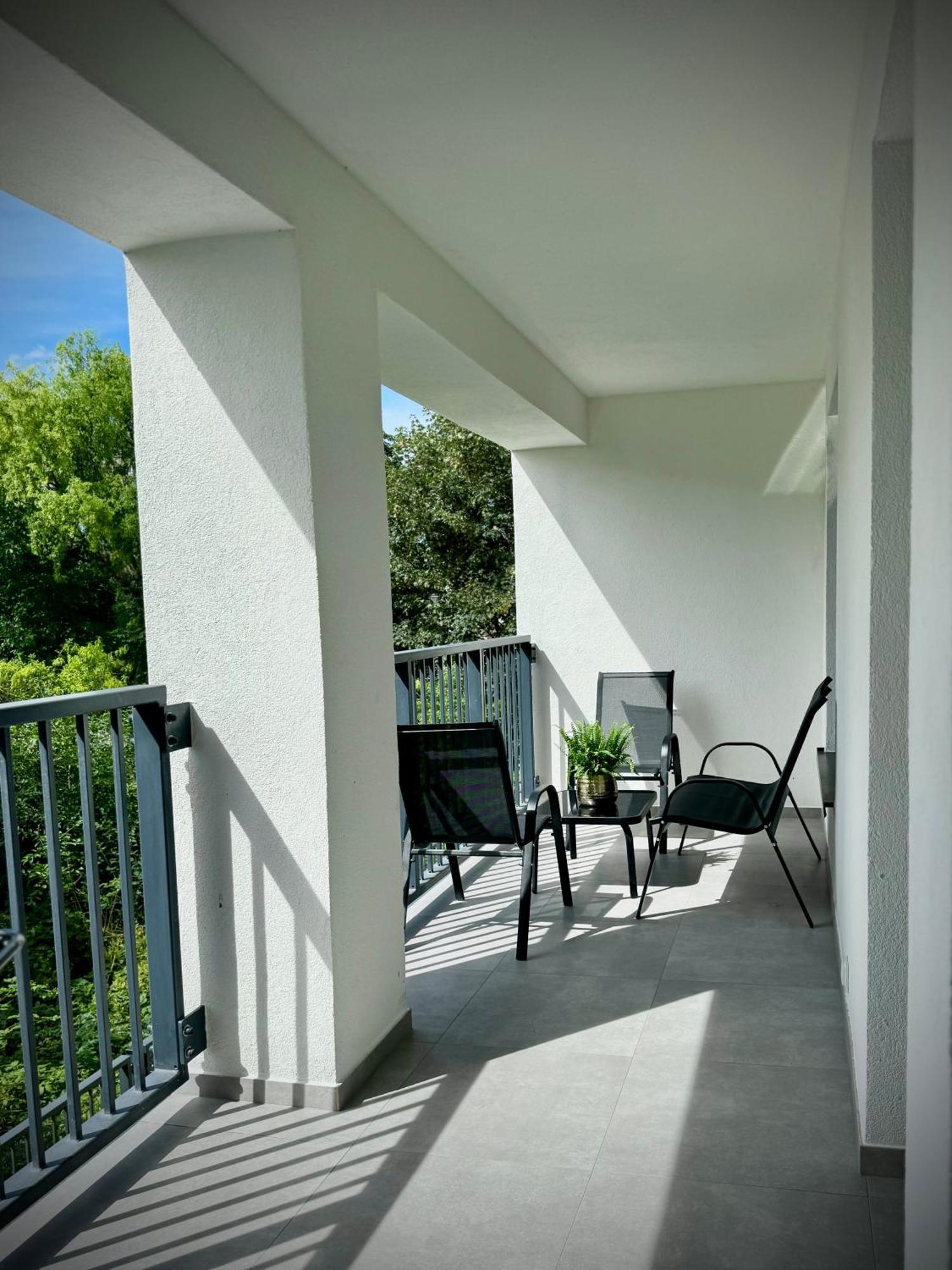 שצ'צ'ין Golden Park Aparthotel מראה חיצוני תמונה