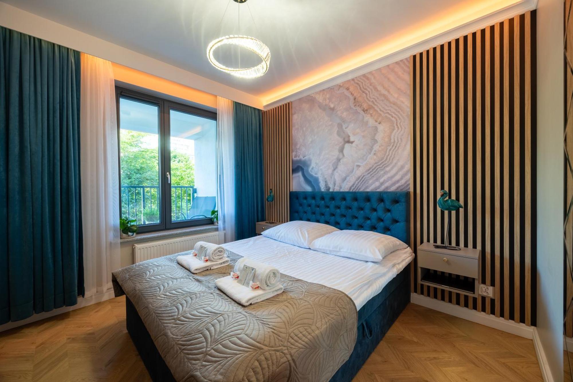שצ'צ'ין Golden Park Aparthotel מראה חיצוני תמונה